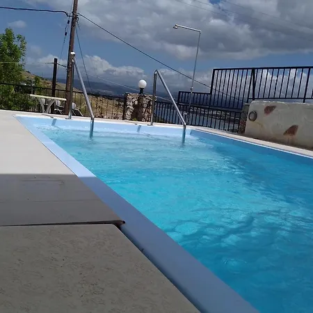Irida Georgioupoli