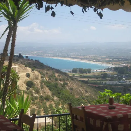 Apart-hotel Irida